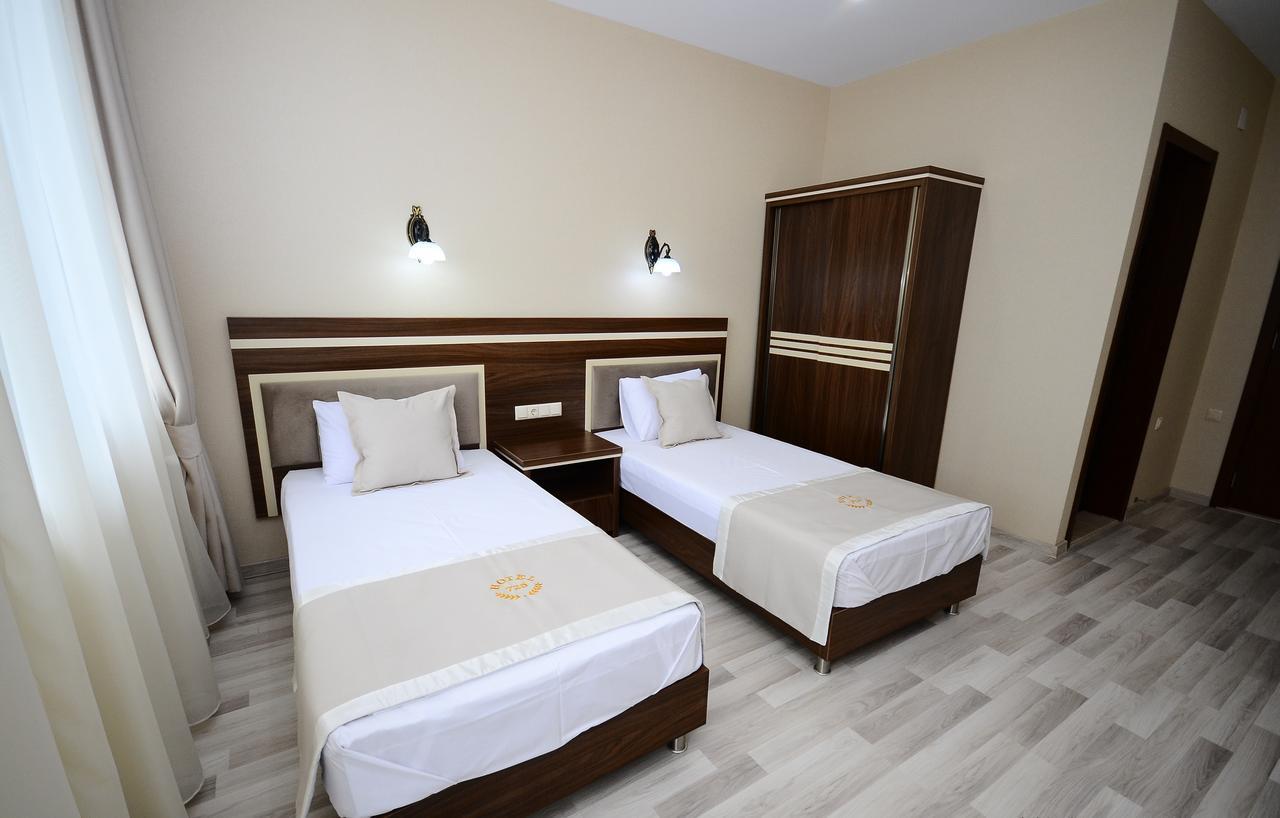 Hotel 725 B Batumi Luaran gambar