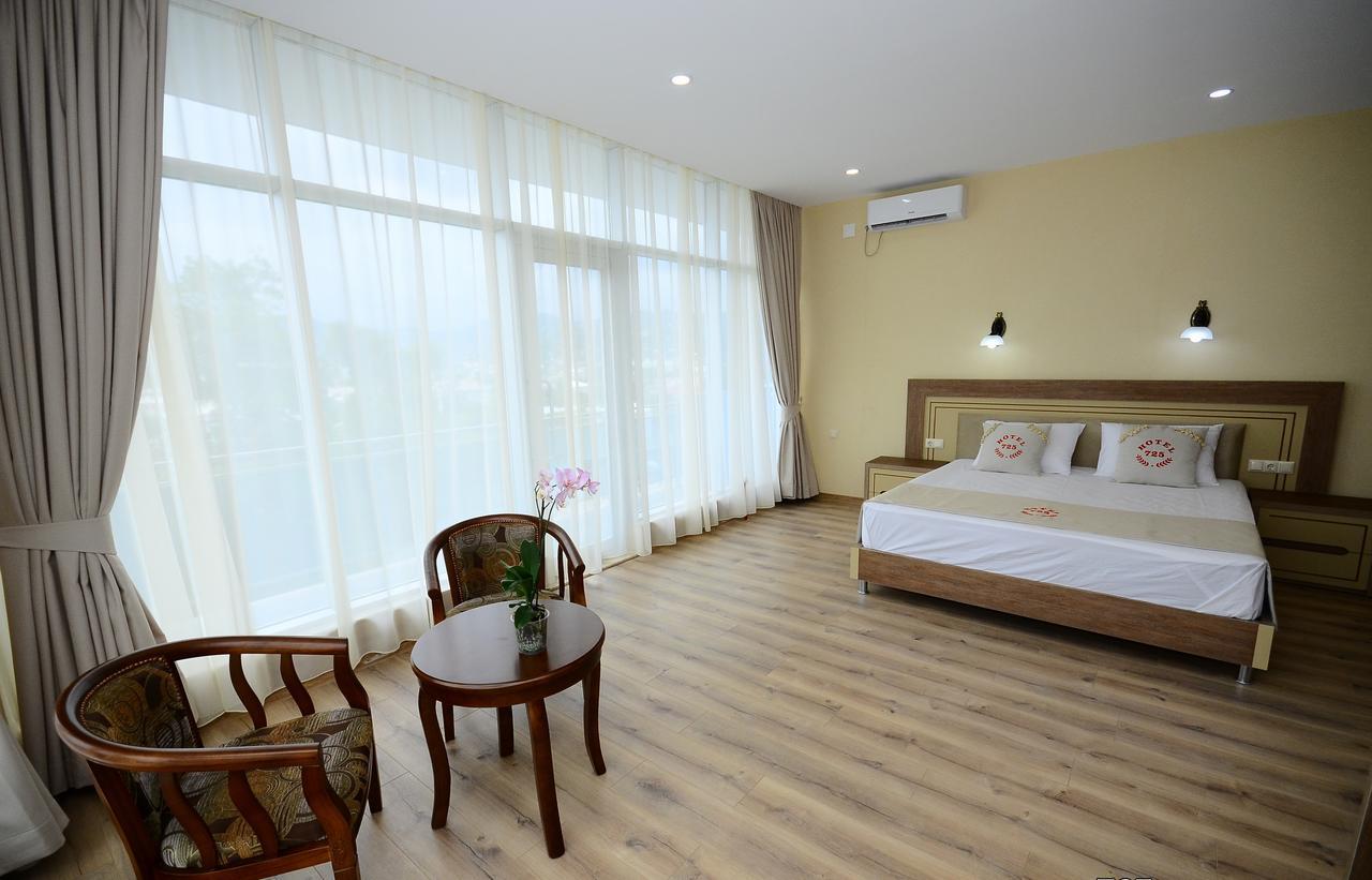 Hotel 725 B Batumi Luaran gambar